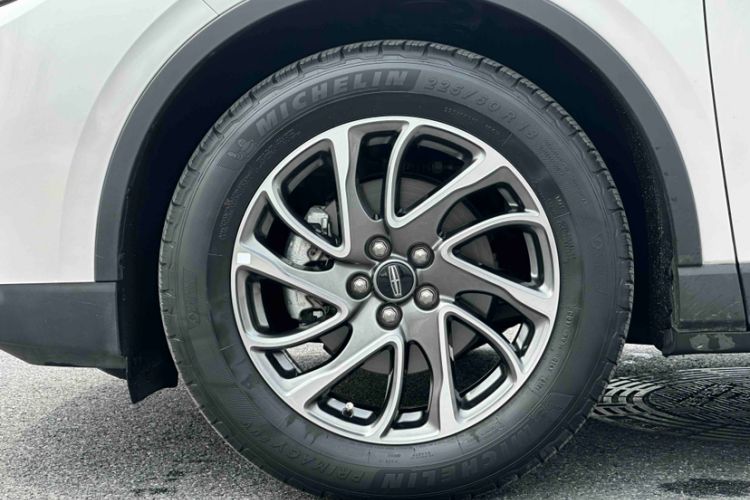Used Lincoln Corsair 2021 2.0T Two-Wheel-Drive Luxury Edition Exterior 4