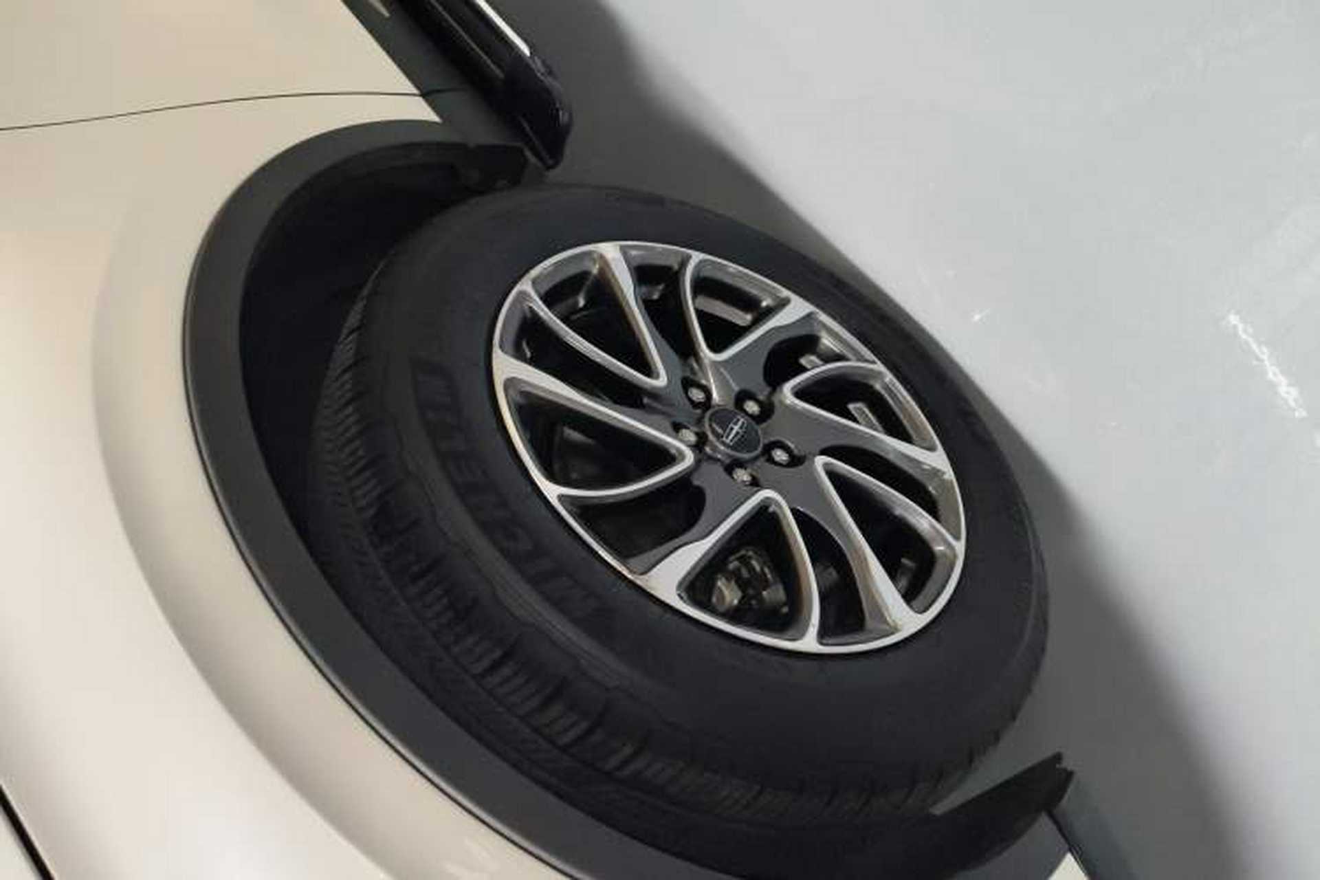 Used Lincoln Corsair 2021 2.0T Two-Wheel-Drive Luxury Edition Exterior 4