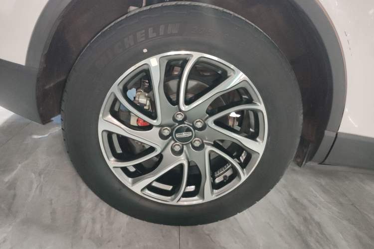 Used Lincoln Corsair 2021 2.0T Two-Wheel-Drive Luxury Edition Exterior 4