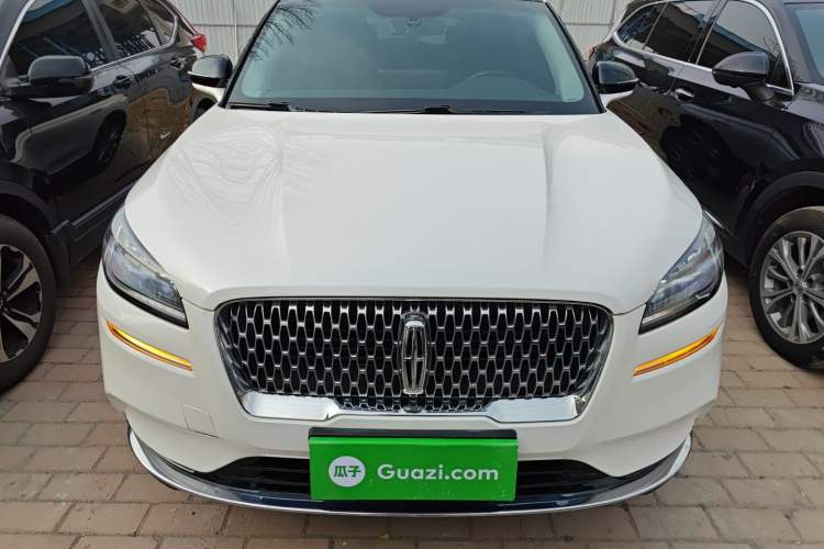 Used Lincoln Corsair 2021 2.0T Two-Wheel Drive Deluxe Edition Front