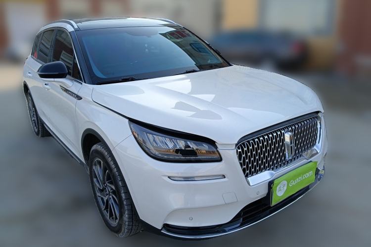 Used Lincoln Corsair 2021 2.0T Two-Wheel-Drive Luxury Edition Front Right 45 Deg