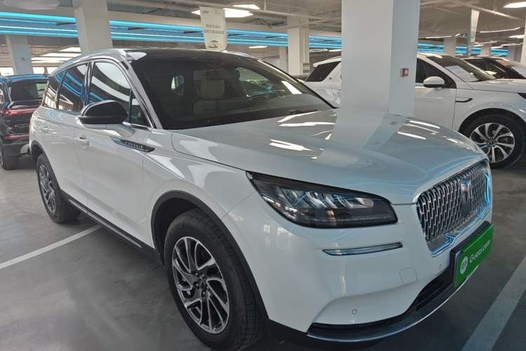 Used Lincoln Corsair 2021 2.0T Four-Wheel Drive Luxury Edition Front Right 45 Deg
