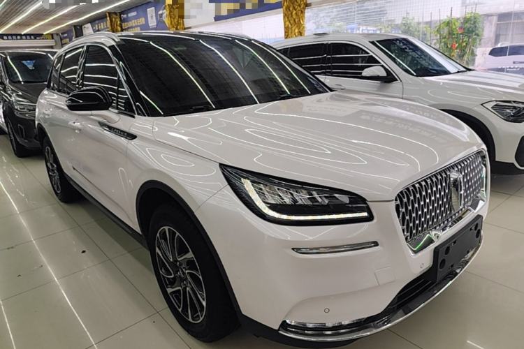 Used Lincoln Corsair 2021 2.0T Four-Wheel Drive Luxury Edition Front Right 45 Deg