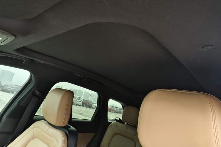Used Lincoln Corsair 2021 2.0T Four-Wheel Drive Luxury Edition Headliner