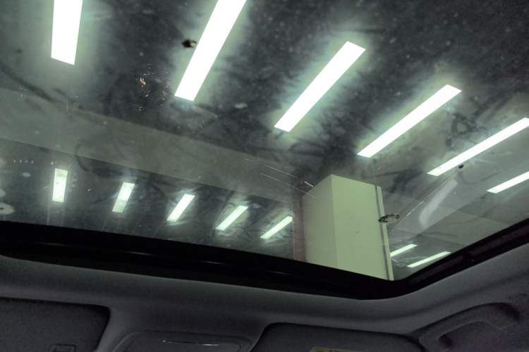 Used Lincoln Corsair 2021 2.0T Two-Wheel Drive Deluxe Edition Headliner
