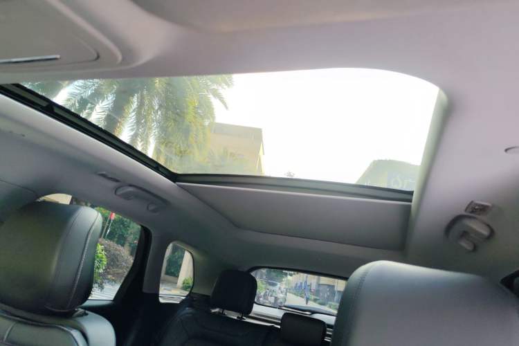 Used Lincoln Corsair 2021 2.0T Two-Wheel Drive Deluxe Edition Headliner