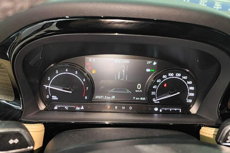 Used Lincoln Corsair 2021 2.0T Four-Wheel Drive Luxury Edition Instrument Cluster