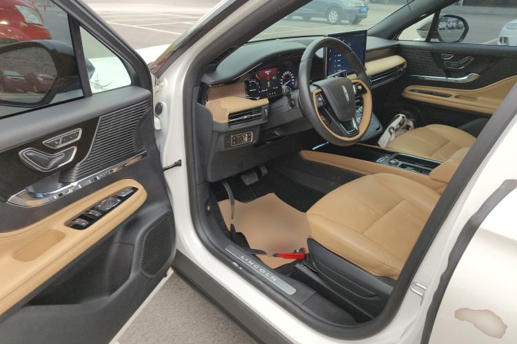 Used Lincoln Corsair 2021 2.0T Four-Wheel Drive Luxury Edition Interior 3