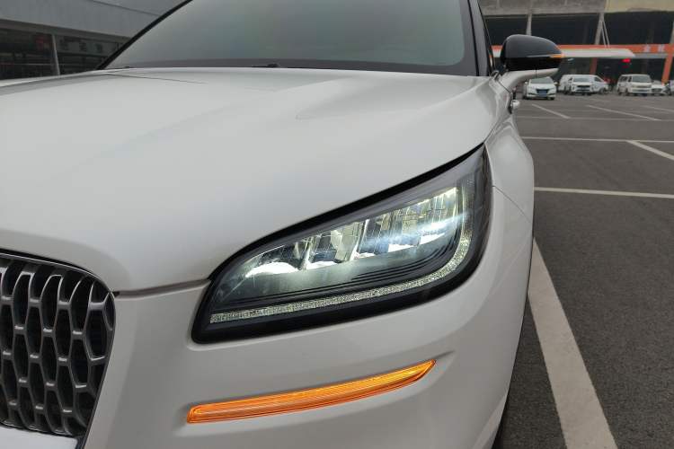 Used Lincoln Corsair 2021 2.0T Four-Wheel Drive Luxury Edition Left Front Headlight