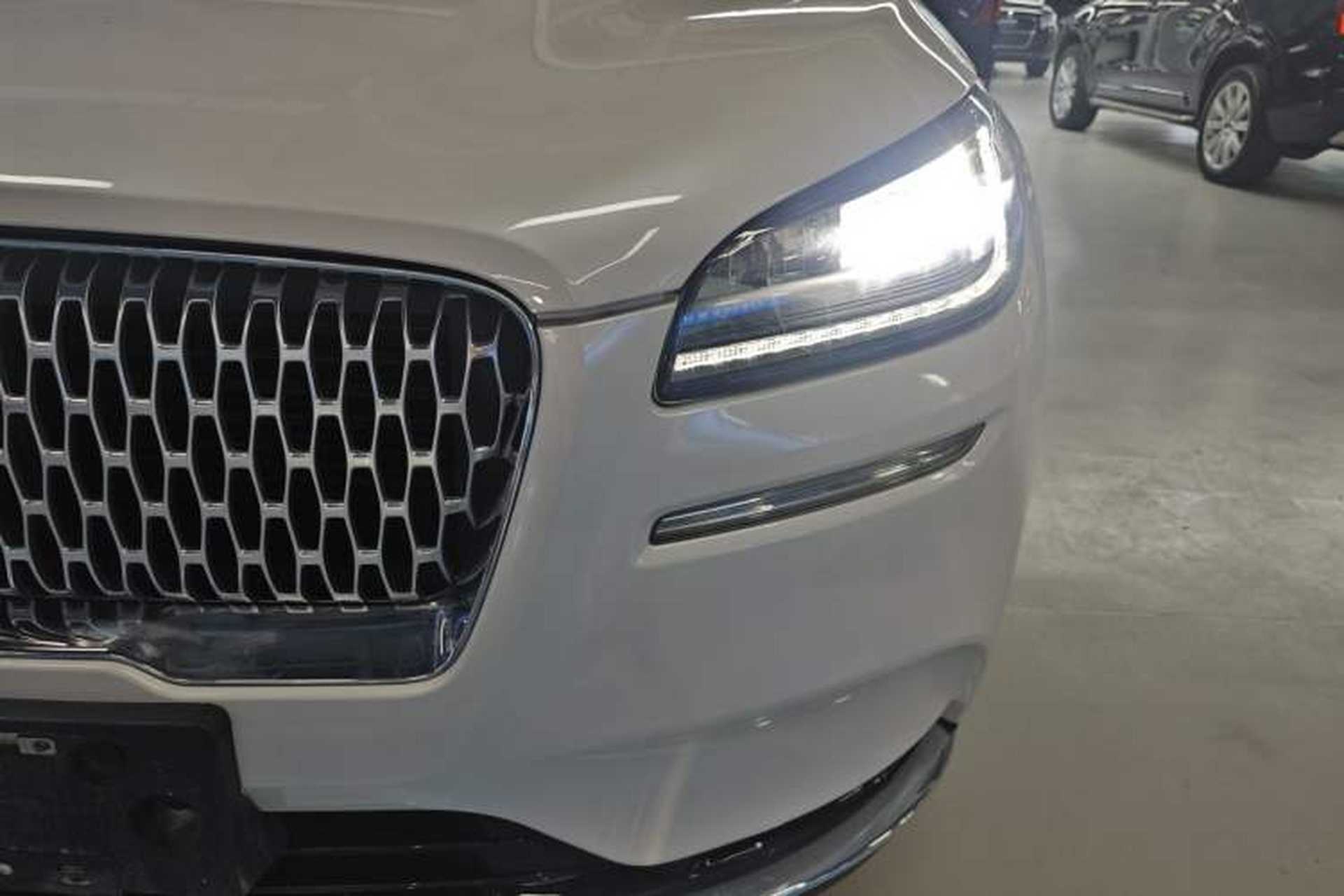 Used Lincoln Corsair 2021 2.0T Two-Wheel Drive Deluxe Edition Left Front Headlight