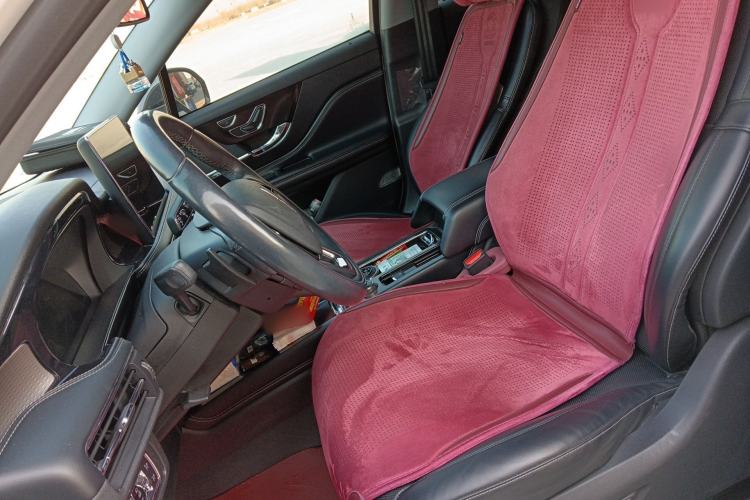 Used Lincoln Corsair 2021 2.0T Two-Wheel-Drive Luxury Edition Left Front Seat