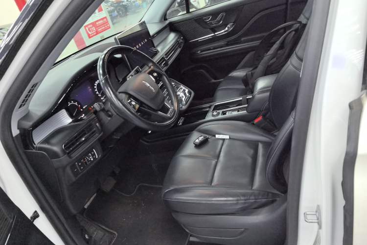 Used Lincoln Corsair 2021 2.0T Two-Wheel Drive Deluxe Edition Left Front Seat