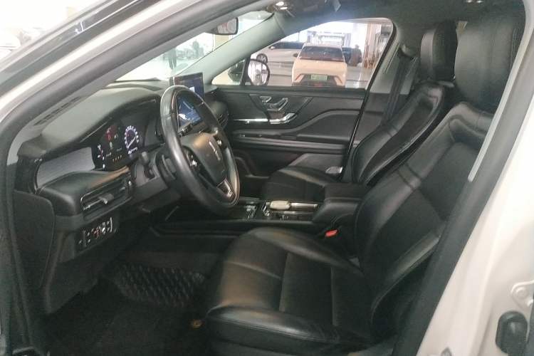 Used Lincoln Corsair 2021 2.0T Two-Wheel Drive Deluxe Edition Left Front Seat