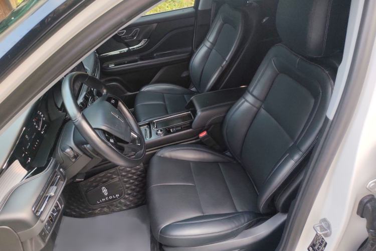Used Lincoln Corsair 2021 2.0T Two-Wheel Drive Deluxe Edition Left Front Seat