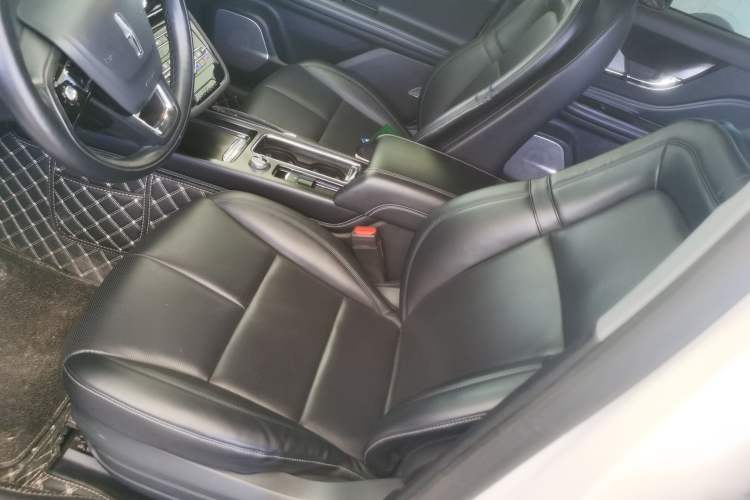 Used Lincoln Corsair 2021 2.0T Two-Wheel Drive Deluxe Edition Left Front Seat