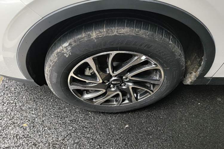 Used Lincoln Corsair 2021 2.0T Four-Wheel Drive Luxury Edition Left Front Wheel Hub