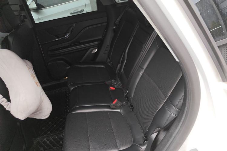 Used Lincoln Corsair 2021 2.0T Two-Wheel Drive Deluxe Edition Left Rear Seat
