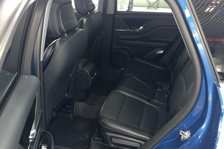 Used Lincoln Corsair 2021 2.0T Two-Wheel Drive Deluxe Edition Left Rear Seat