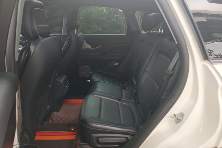 Used Lincoln Corsair 2021 2.0T Two-Wheel-Drive Luxury Edition Left Rear Seat
