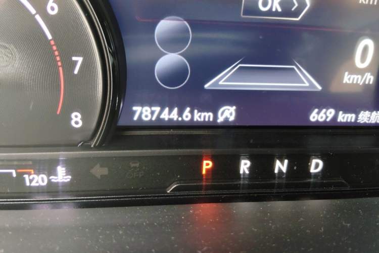 Used Lincoln Corsair 2021 2.0T Two-Wheel-Drive Luxury Edition Odometer Close Up