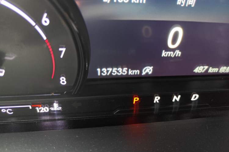 Used Lincoln Corsair 2021 2.0T Two-Wheel Drive Deluxe Edition Odometer Close Up