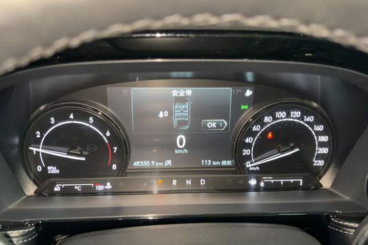 Used Lincoln Corsair 2021 2.0T Two-Wheel Drive Deluxe Edition Odometer Close Up