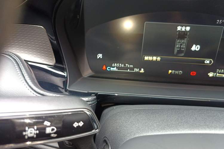 Used Lincoln Corsair 2021 2.0T Two-Wheel-Drive Luxury Edition Odometer Close Up
