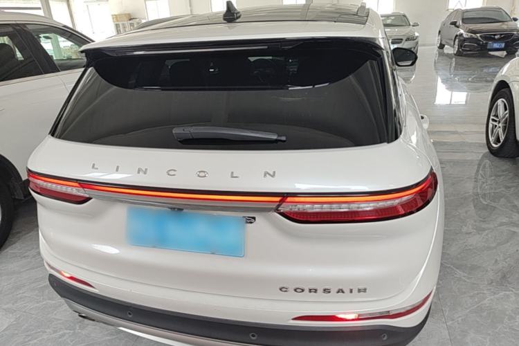 Used Lincoln Corsair 2021 2.0T Two-Wheel Drive Deluxe Edition Rear