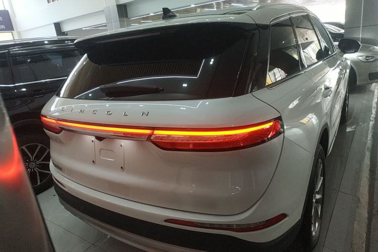 Used Lincoln Corsair 2021 2.0T Two-Wheel Drive Deluxe Edition Rear