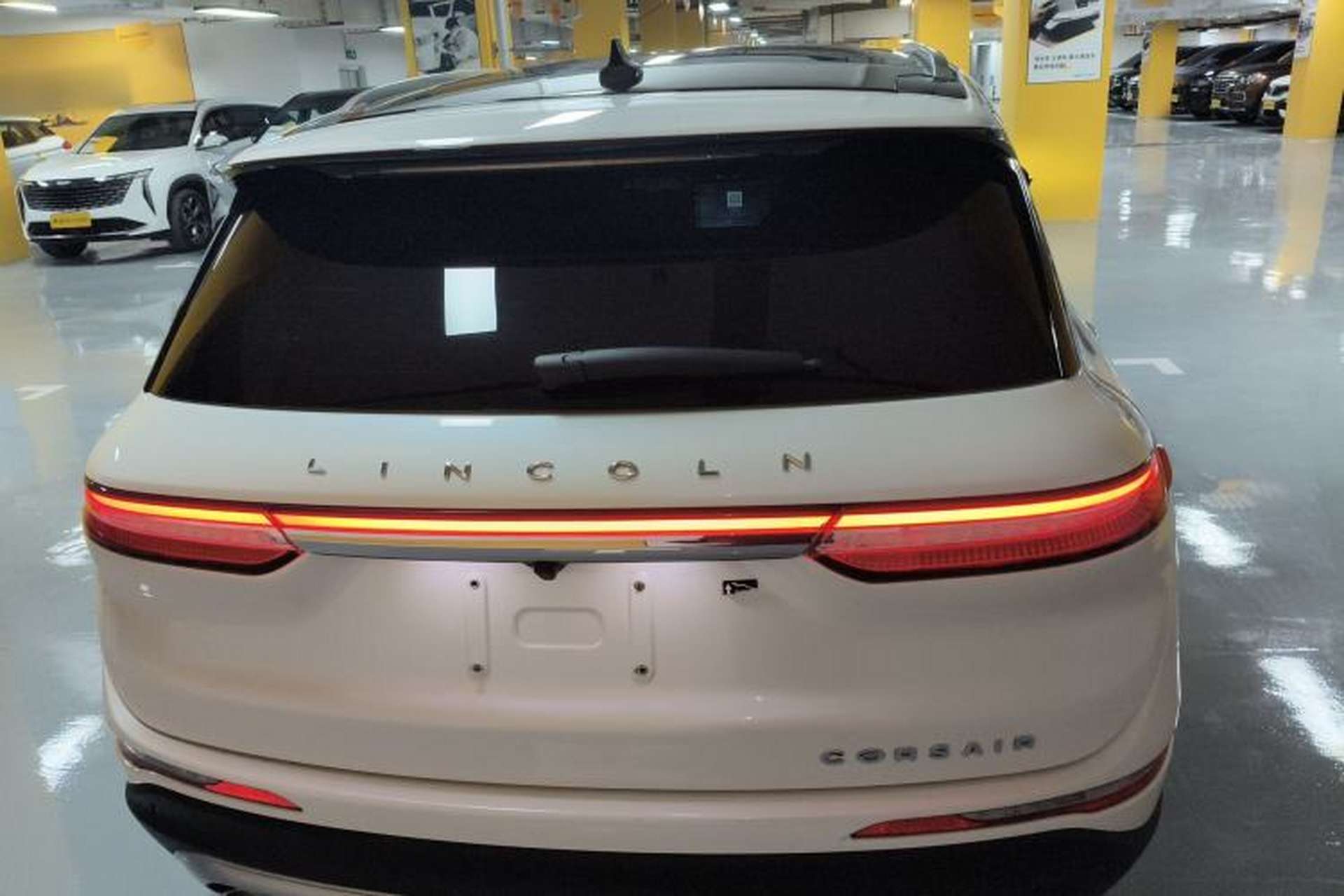 Used Lincoln Corsair 2021 2.0T Two-Wheel-Drive Luxury Edition Rear