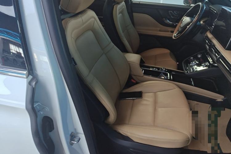 Used Lincoln Corsair 2021 2.0T Four-Wheel Drive Luxury Edition Right Front Seat