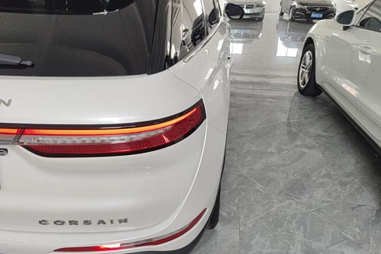Used Lincoln Corsair 2021 2.0T Two-Wheel Drive Deluxe Edition Right Rear Taillight