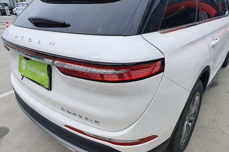 Used Lincoln Corsair 2021 2.0T Two-Wheel Drive Deluxe Edition Right Rear Taillight