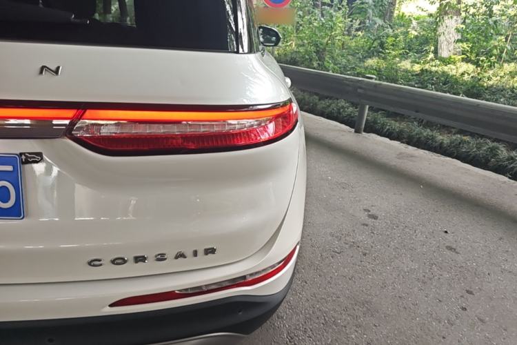 Used Lincoln Corsair 2021 2.0T Two-Wheel Drive Deluxe Edition Right Rear Taillight