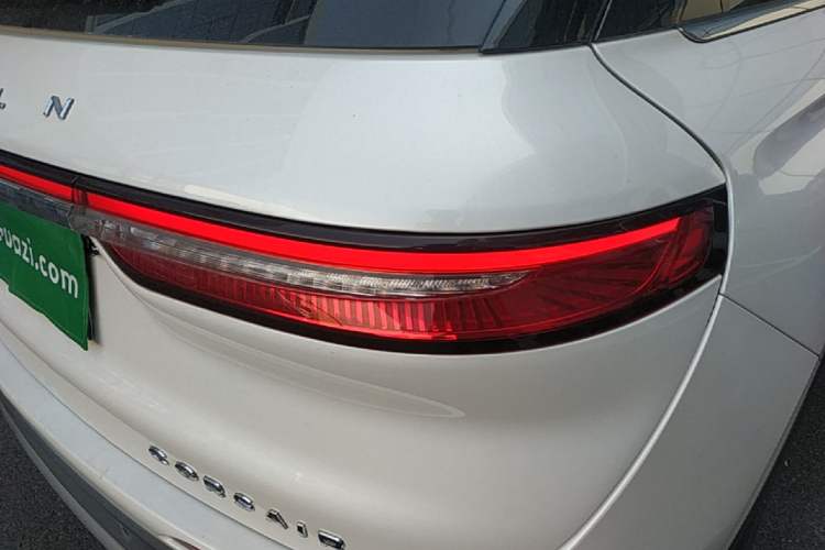 Used Lincoln Corsair 2021 2.0T Two-Wheel Drive Deluxe Edition Right Rear Taillight