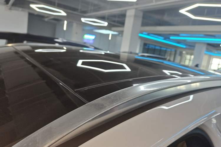 Used Lincoln Corsair 2021 2.0T Two-Wheel-Drive Luxury Edition Roof