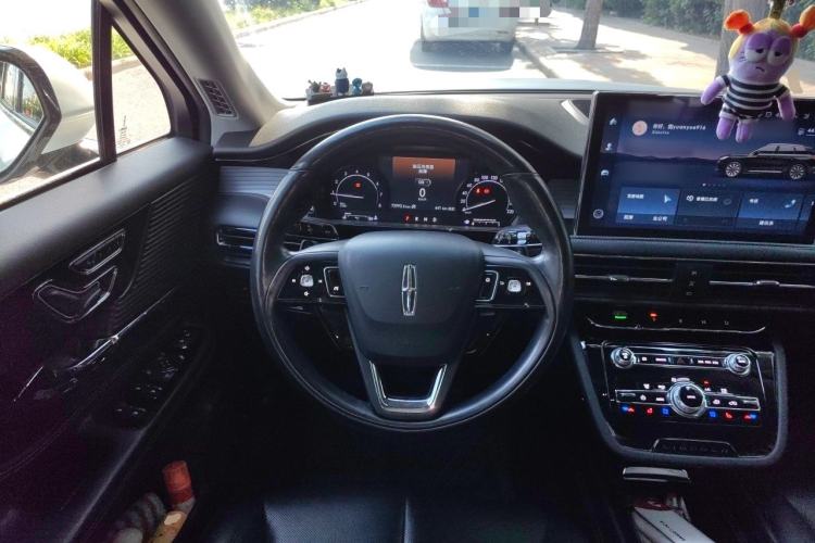 Used Lincoln Corsair 2021 2.0T Two-Wheel Drive Deluxe Edition Steering Wheel