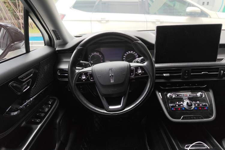 Used Lincoln Corsair 2021 2.0T Two-Wheel Drive Deluxe Edition Steering Wheel