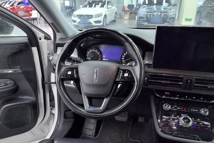 Used Lincoln Corsair 2021 2.0T Two-Wheel Drive Deluxe Edition Steering Wheel