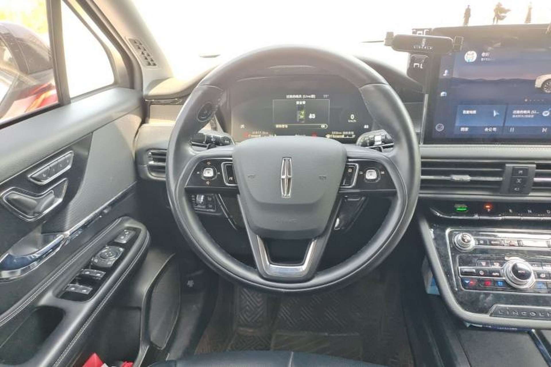 Used Lincoln Corsair 2021 2.0T Two-Wheel Drive Deluxe Edition Steering Wheel