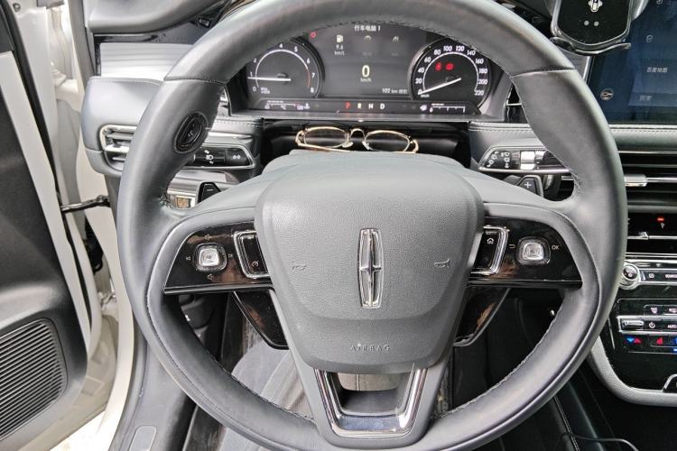 Used Lincoln Corsair 2021 2.0T Two-Wheel Drive Deluxe Edition Steering Wheel