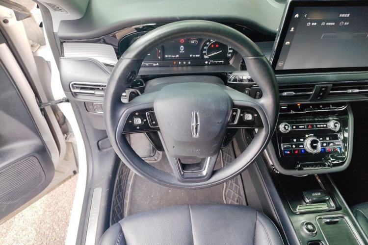 Used Lincoln Corsair 2021 2.0T Two-Wheel Drive Deluxe Edition Steering Wheel