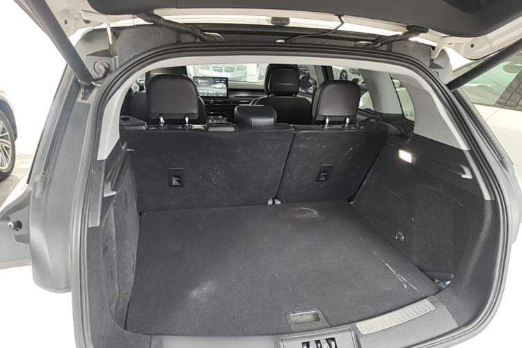 Used Lincoln Corsair 2021 2.0T Two-Wheel Drive Deluxe Edition Trunk