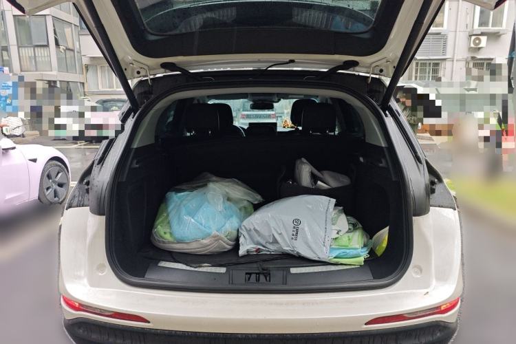 Used Lincoln Corsair 2021 2.0T Two-Wheel-Drive Luxury Edition Trunk