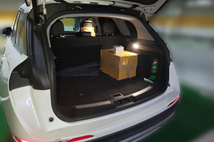 Used Lincoln Corsair 2021 2.0T Two-Wheel Drive Deluxe Edition Trunk