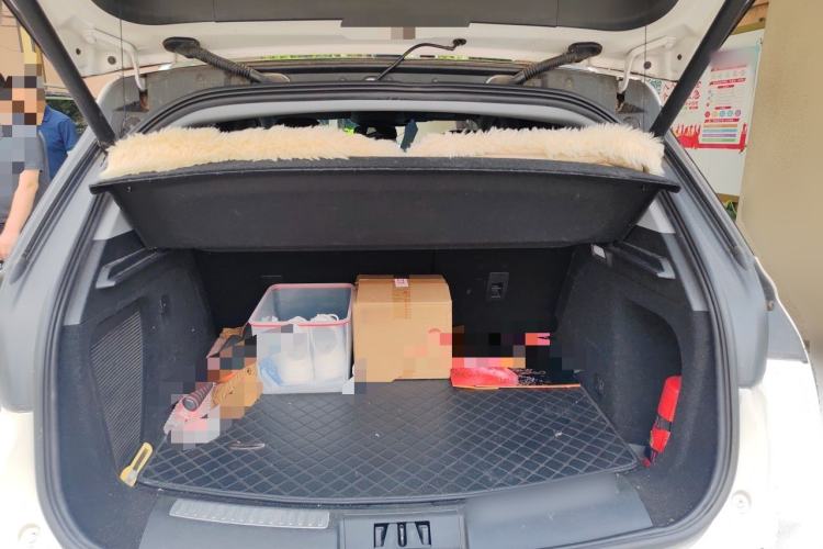 Used Lincoln Corsair 2021 2.0T Two-Wheel Drive Deluxe Edition Trunk
