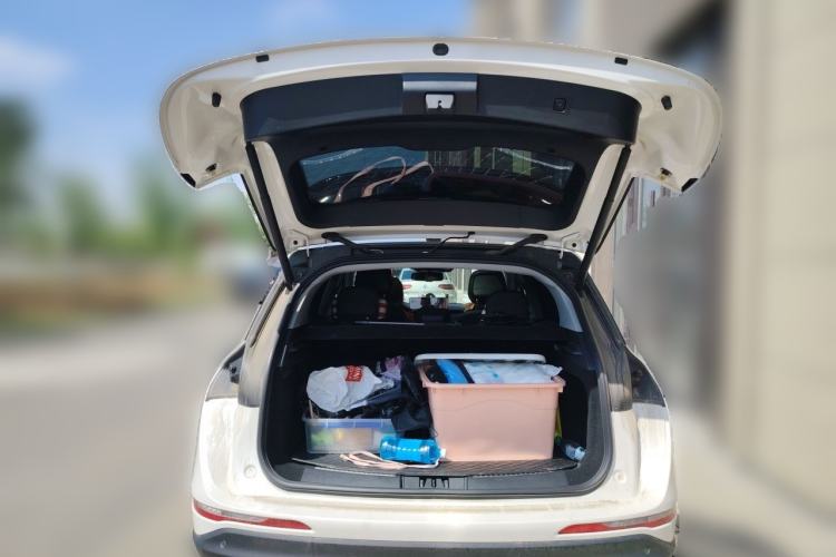 Used Lincoln Corsair 2021 2.0T Two-Wheel Drive Deluxe Edition Trunk