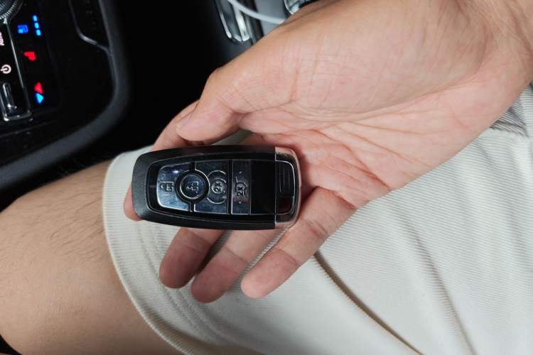 Used Lincoln Corsair 2021 2.0T Two-Wheel Drive Deluxe Edition Vehicle Key