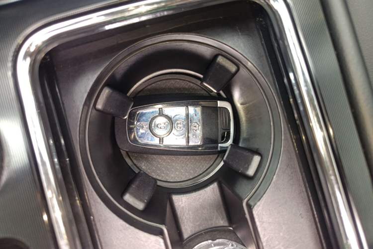 Used Lincoln Corsair 2021 2.0T Two-Wheel-Drive Luxury Edition Vehicle Key