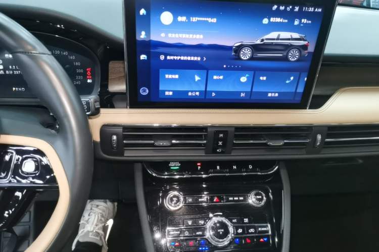 Used Lincoln Corsair 2022 2.0T Two-Wheel Drive Luxury Edition Audio And AC Panel